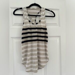 Lululemon tank top, size 6